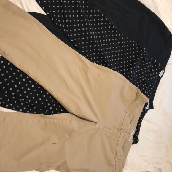 Old Navy pixie pants. Size 18. Black with white. - Picture 2 of 6